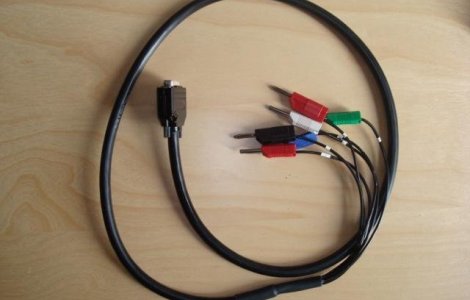 SUB-D Kabel mit speziellem Kabel kombiniert 