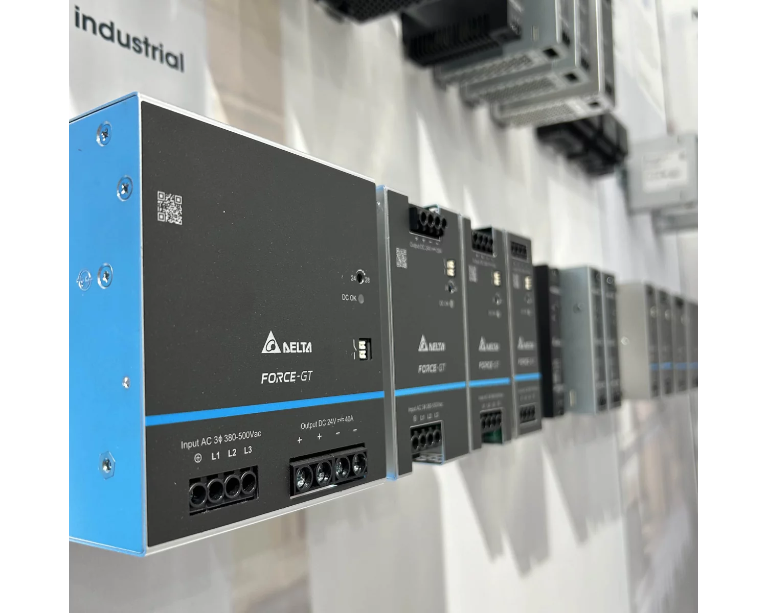 24V DC DIN-rail power supply solutions 