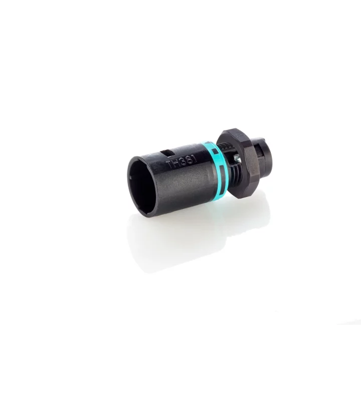 Micro plug connector panel-mounted with saferlock M11