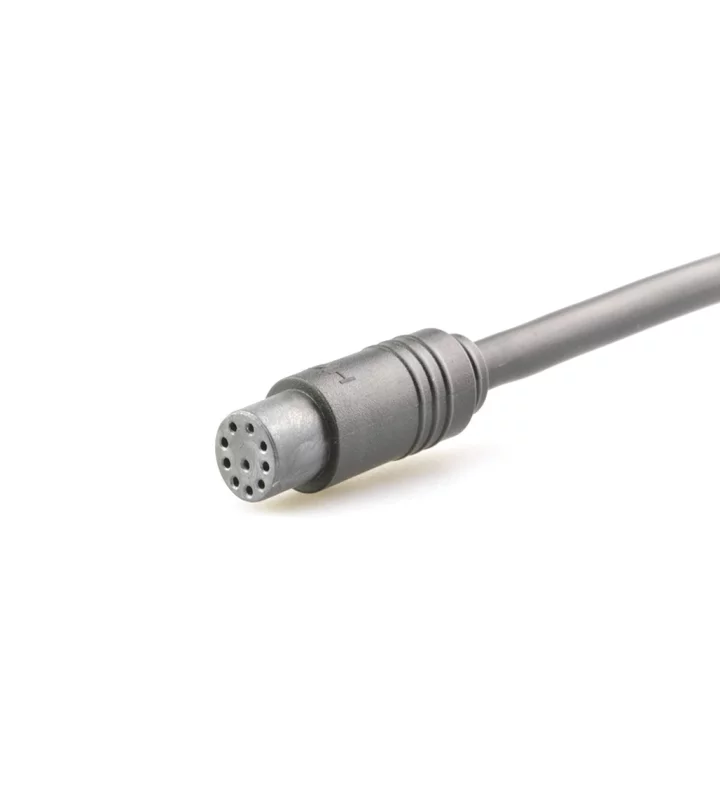 Main female cable connector
