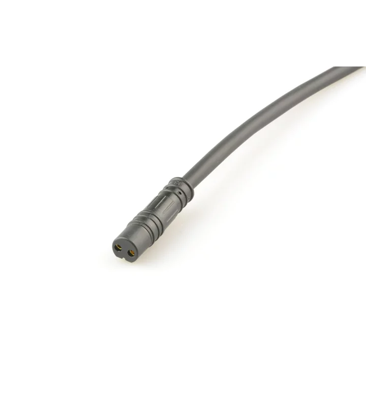 Female cable connector