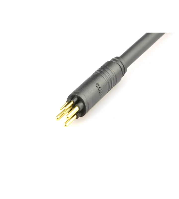 Male cable connector