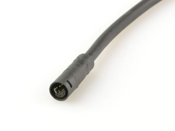 Male cable connector