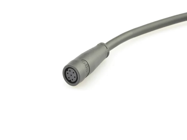 Female cable connector