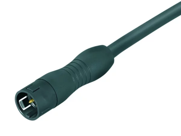 Male cable connector