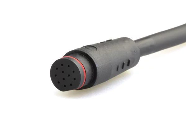 Main female plug connector