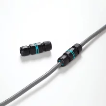 Ultracompact, waterproof connectors 