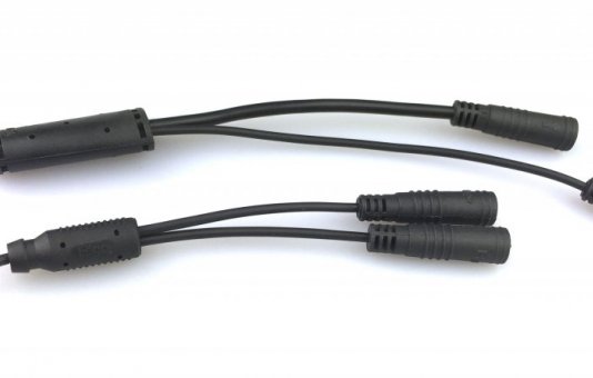 With its compact size the new splitter cable from Higo perfectly fits e-bike frames