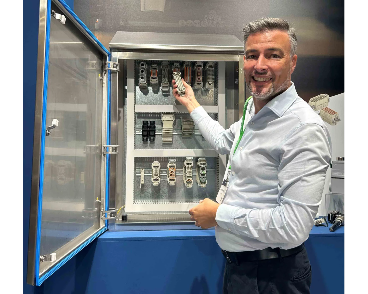 Connector & power supply partner