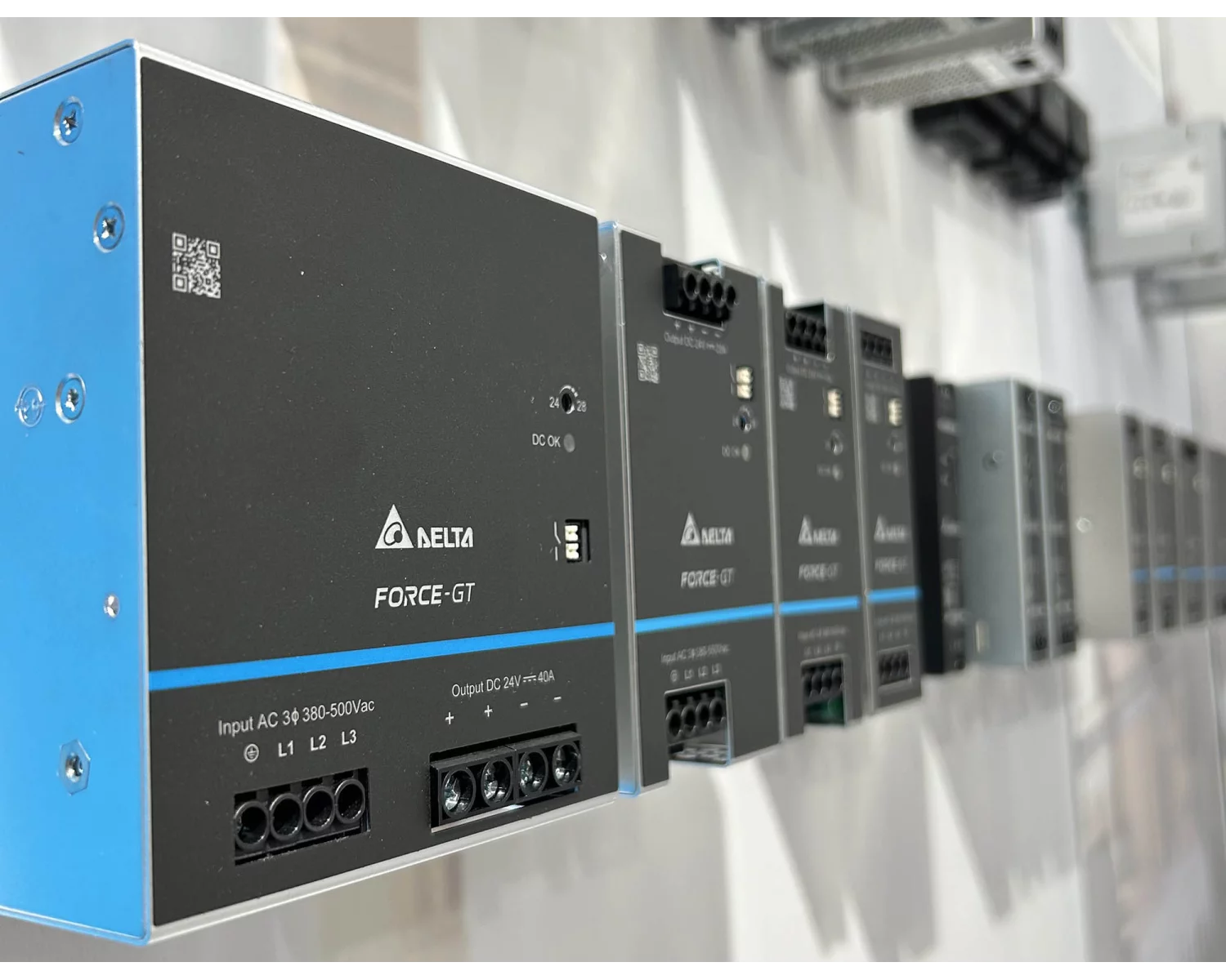 24V DC DIN-rail power supplies voor elke industriële toepassing