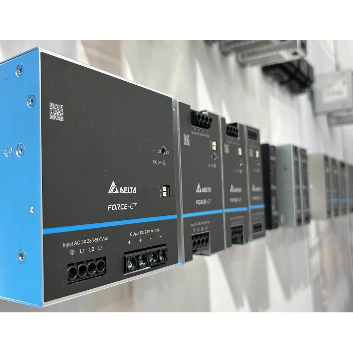 24V DC DIN-rail power supplies voor elke industriële toepassing