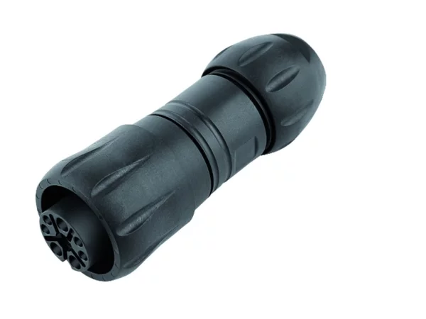 Female cable connector