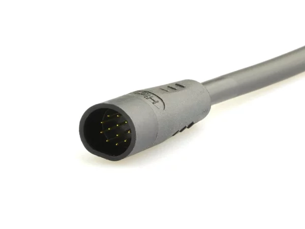 Main male plug connector