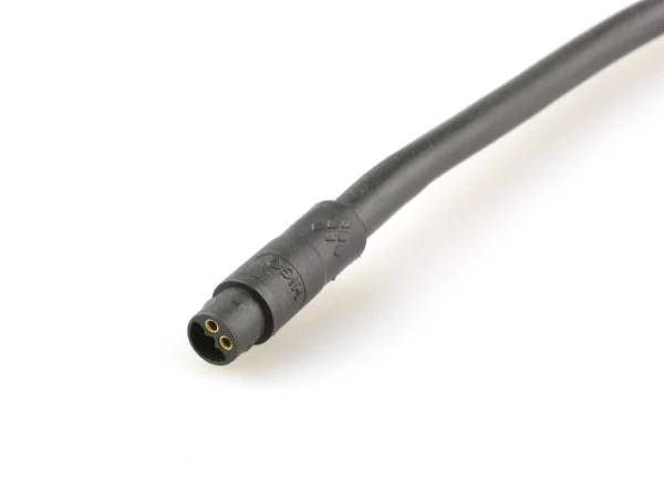 Female cable connector