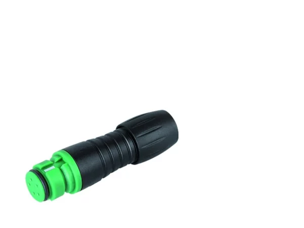 Female cable connector