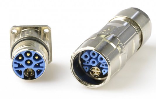 Snel datatransport aan hoog vermogen met de all-in-one M23 hybride connector van Hummel 